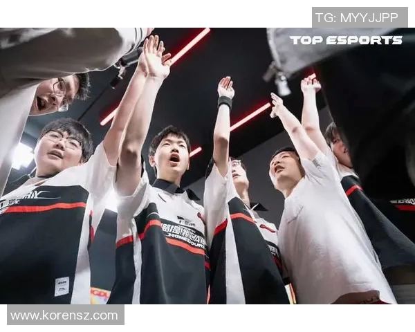 电竞新闻深入解析王者荣耀TES战队的游戏意识与战略思维 电竞新闻深入解析王者荣耀TES战队的游戏意识与战略思维